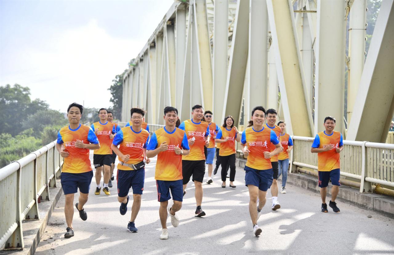 “Petrolimex Race 65 Years” tích lũy hơn 457 nghìn km ủng hộ trẻ em khó khăn