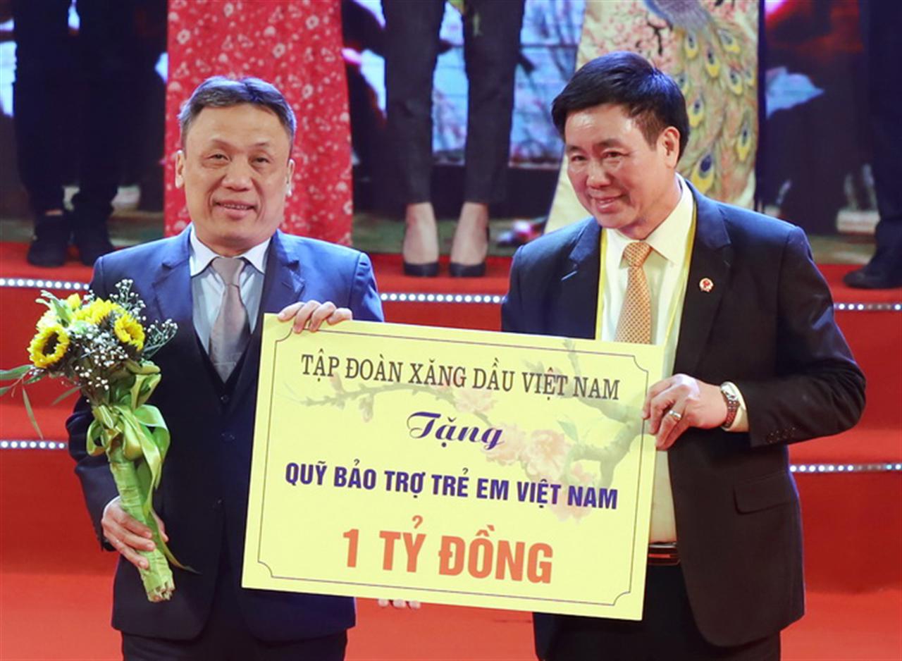 Petrolimex ủng hộ 1 tỷ đồng mang “Mùa xuân cho em”